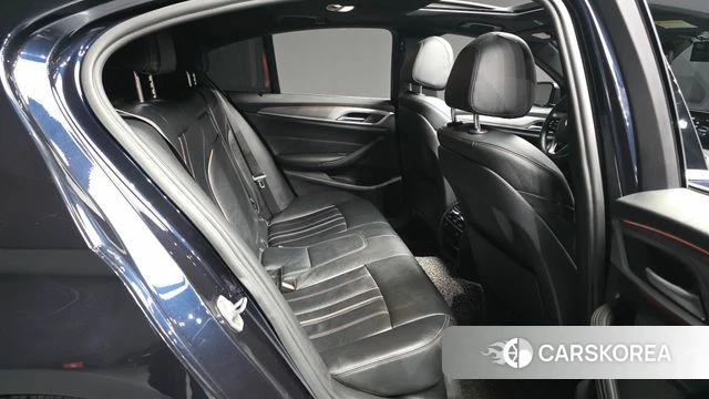 BMW 5 Series (G30) 2018 Синий из Кореи, фото 3