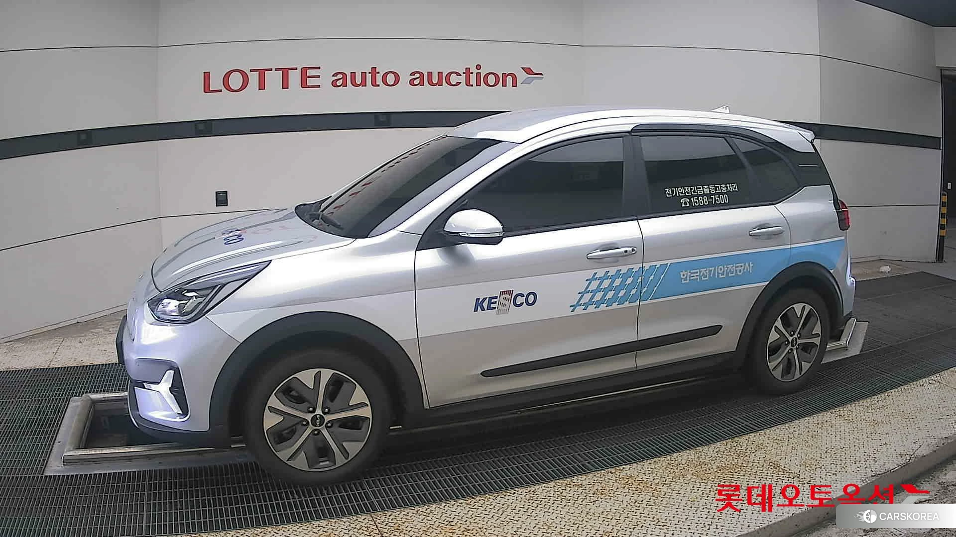 Kia Niro Plus 2023 Sparkling Silver из Кореи, фото 3