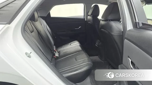 Hyundai Avante (CN7) 2021 Белый из Кореи, фото 3