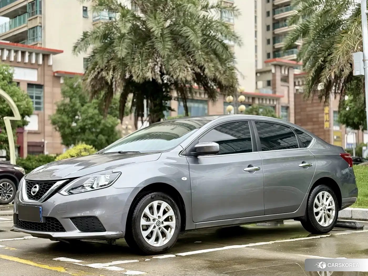 Nissan Sylphy 2023 Silver/gray из Китая, фото 3