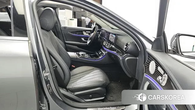 Mercedes-Benz E-Class W213 2019 Серый из Кореи, фото 3