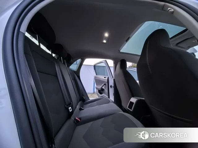Volkswagen Polo 2022 Белый из Китая, фото 3