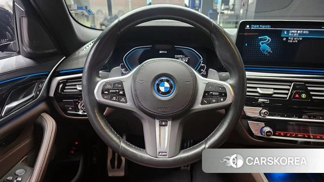 BMW 5 Series (G30) 2023 Черный из Кореи, фото 3