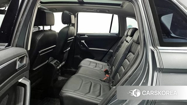 Volkswagen Tiguan second Generation 2019 Серый из Кореи, фото 3