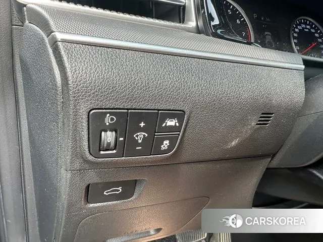 Kia K5 3rd generation 2022 Серый из Кореи, фото 3