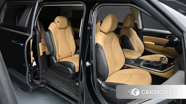 Kia Carnival 4th generation 2023 Черный из Кореи, фото 3