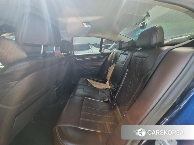 BMW 5 Series (G30) 2018 Синий из Кореи, фото 3