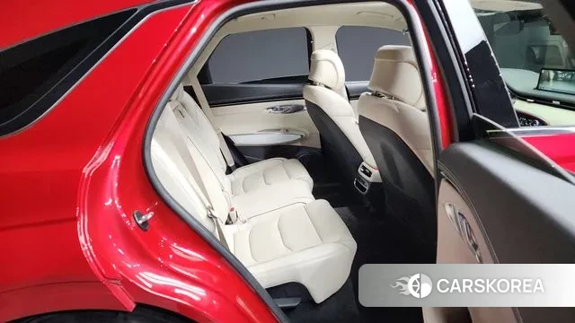 Genesis GV70 2021 Красный из Кореи, фото 3