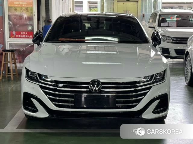Volkswagen CC 2024 Белый из Китая, фото 3