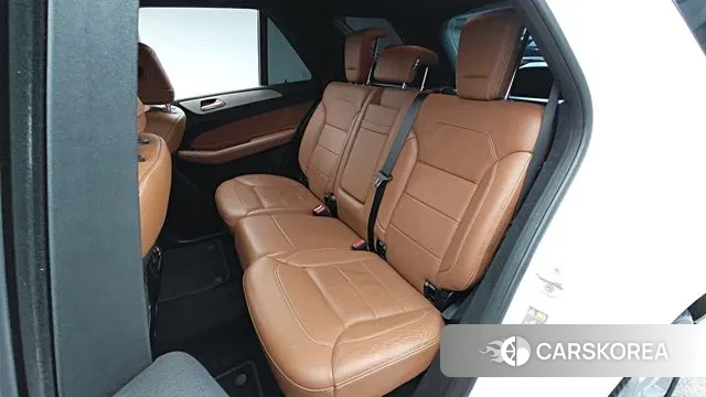 Mercedes-Benz GLE - Class W166 2018 Белый из Кореи, фото 3