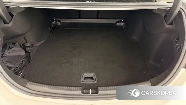 Mercedes-Benz C-Class W206 2024 Белый из Кореи, фото 3