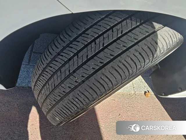 Hyundai The New Avante (CN7) 2023 Белый из Кореи, фото 3