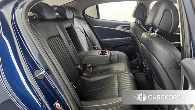 Genesis G70 2018 Синий из Кореи, фото 3