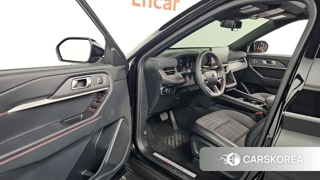 Ford Explorer 6th Generation 2025 Черный из Кореи, фото 3