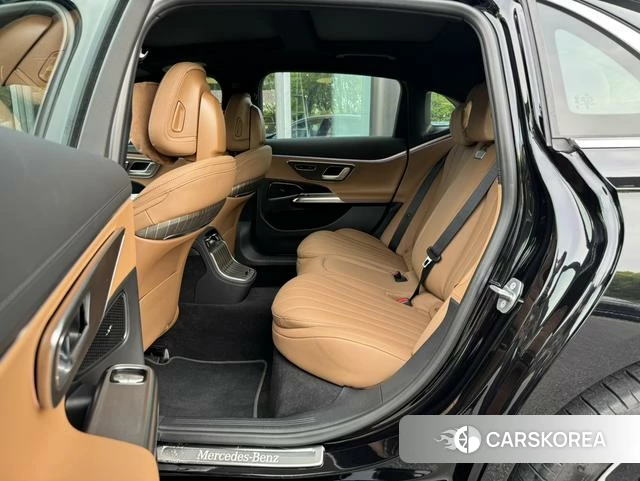 Mercedes-Benz E-class PHEV id 4238795 из Китая 3