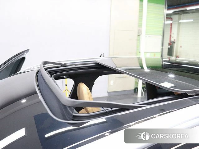 Volvo XC60 second Generation 2021 Черный из Кореи, фото 3