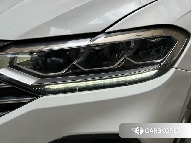 Volkswagen Lavida 2023 Белый из Китая, фото 3