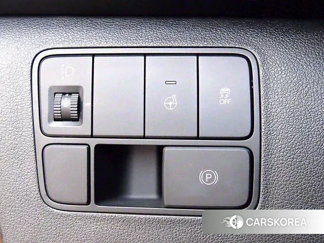 Hyundai Staria 2023 Желтый из Кореи, фото 3