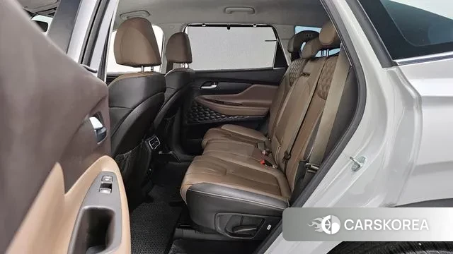 Hyundai The New Santa Fe 2023 Белый из Кореи, фото 3