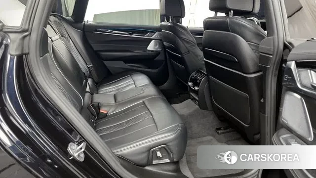 BMW 6 Series GT (G32) 2022 Черный из Кореи, фото 3