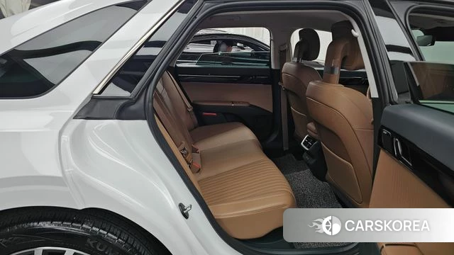 Hyundai Grandeur Hybrid (GN7) 2025 Белый из Кореи, фото 3