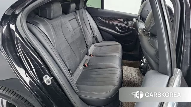 Mercedes-Benz E-Class W213 2020 Черный из Кореи, фото 3