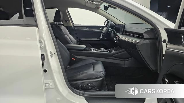 Kia The New K5 3rd generation 2024 Белый из Кореи, фото 3