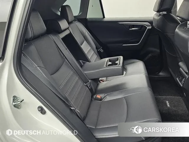 Toyota RAV4 5th Generation 2024 Белый из Кореи, фото 3