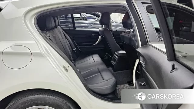 BMW 1 Series (F20) 2018 Белый из Кореи, фото 3