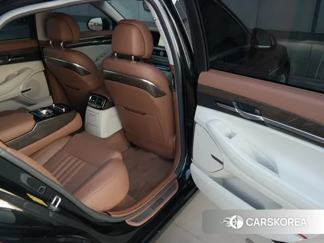 Genesis G90 2021 Черный из Кореи, фото 3