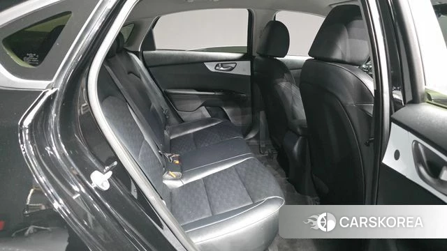 Kia The New K3 2nd generation 2022 Черный из Кореи, фото 3