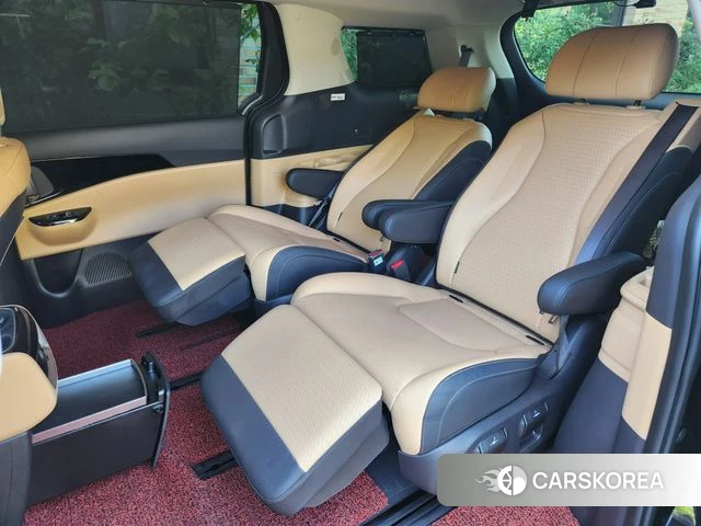 Kia Carnival 4th generation 2023 Черный из Кореи, фото 3