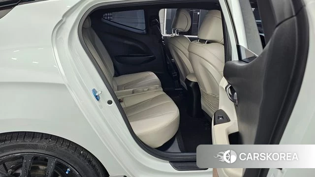 Hyundai Veloster (JS) 2018 Белый из Кореи, фото 3