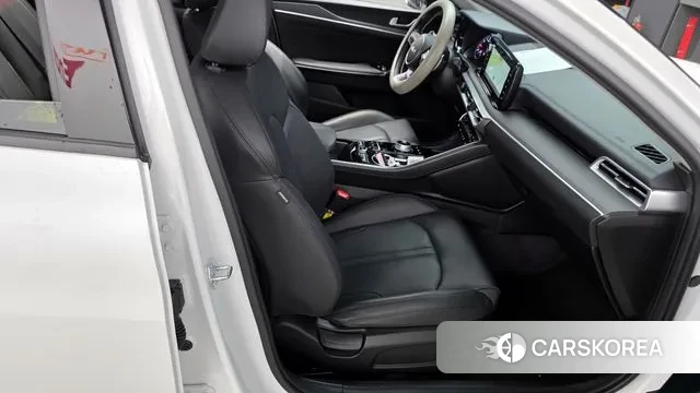 Kia K5 3rd generation 2023 Белый из Кореи, фото 3