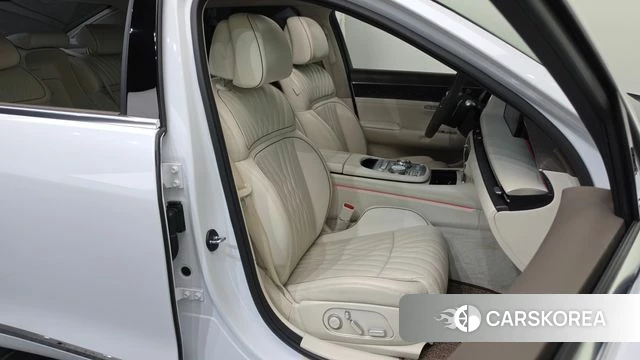 Genesis G90 (RS4) 2022 Белый из Кореи, фото 3
