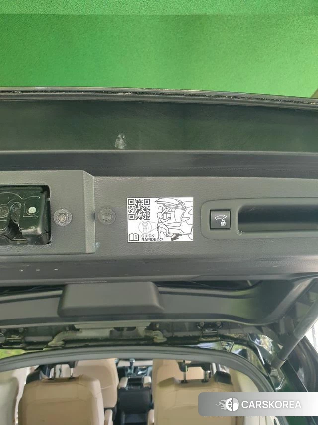 Toyota Sienna 4th Generation 2022 Черный из Кореи, фото 3