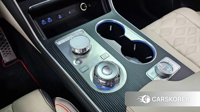 Genesis GV80 Coupe 2024 Белый из Кореи, фото 3
