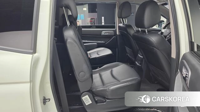 Ssangyong Korando Turismo 2018 Белый из Кореи, фото 3