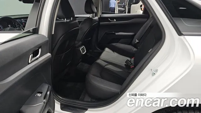 Kia K5 3rd generation 2023 Белый из Кореи, фото 3