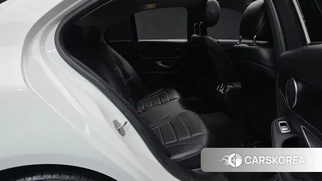 Mercedes-Benz C-Class W205 2019 Белый из Кореи, фото 3