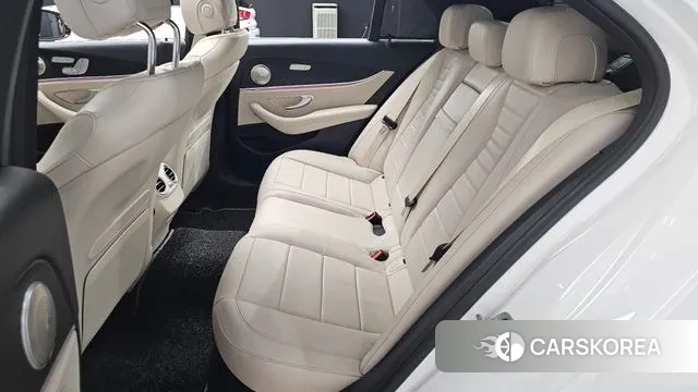 Mercedes-Benz E-Class W213 2023 Белый из Кореи, фото 3