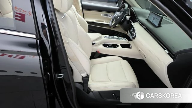 Genesis GV70 2023 Черный из Кореи, фото 3