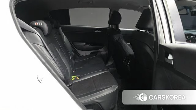 Kia Sportage 4th Generation 2018 Белый из Кореи, фото 3