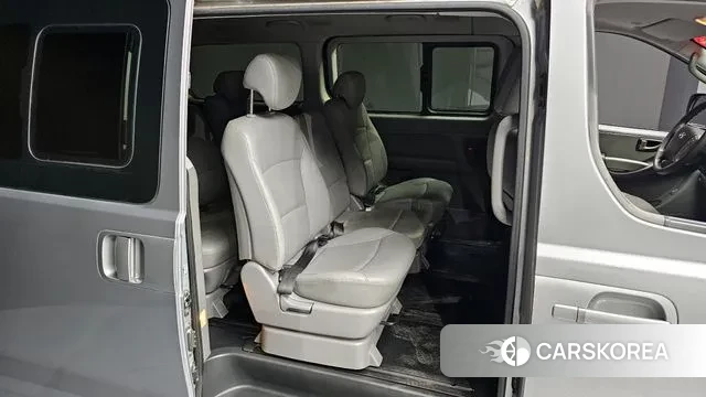 Hyundai The New Grand Starex 2020 Серебряный из Кореи, фото 3