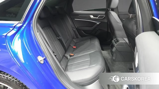 Audi A6 (C8) 2023 Синий из Кореи, фото 3