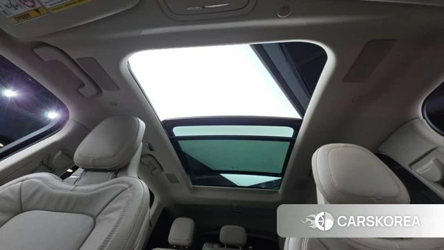 Lincoln Aviator 2nd generation 2023 Белый из Кореи, фото 3