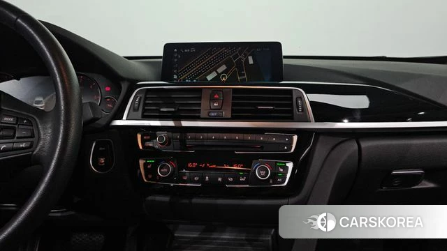 BMW 3 Series GT (F34) 2018 Белый из Кореи, фото 3