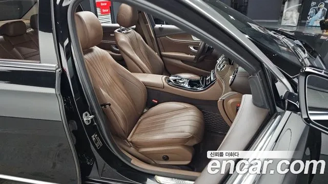 Mercedes-Benz E-Class W213 2020 Черный из Кореи, фото 3