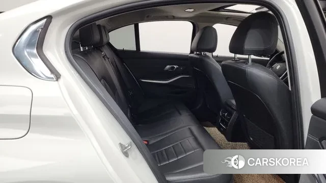 BMW 3 Series (G20) 2021 Белый из Кореи, фото 3