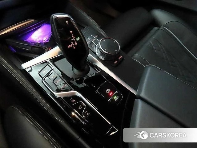 BMW 6 Series GT (G32) 2023 Черный из Кореи, фото 3